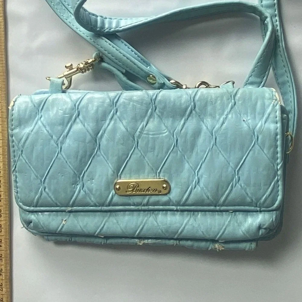 Buxton Light Blue Quilted Crossbody Wallet‎ Mini Purse Zip Snap